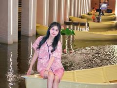 -涨巢·潮玩水疗局