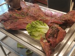 烤全羊-壹号院音乐餐厅•烤全羊•新疆菜(浐灞店)