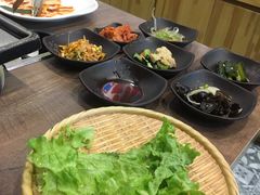 -香猪坊韩国烤肉专属门店(魏公村店)
