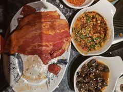 -阪尚皇·原切牛排·烤肉火锅自助(北京路店)