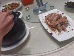 -鑫悦楼煎蟹·16年海鲜大排档