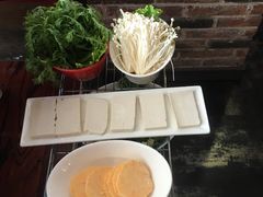 -陈阿婆重庆绿色鱼火锅