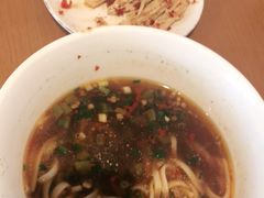 -矮子粉店1985·长沙米粉(湘春路店)