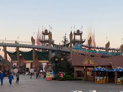 -七彩云南欢乐世界