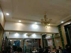 -老码头黑皮肘子锅包肉熏酱水饺(文政街店)