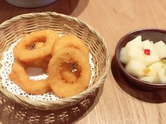鸡肉洋葱圈-刀小蛮半只鸡过桥米线(家乐福四元桥店)