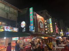 -六合夜市