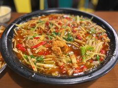 -邱金小炒·30 年盐帮江湖菜(自贡店)