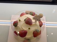 -花花卷卷·鲜食蛋糕(泉屋店)