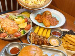 菠萝牛肉堡-魏斯理汉堡(西安沣东吾悦店)