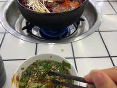 -扎起市井老火锅(乐山总店)
