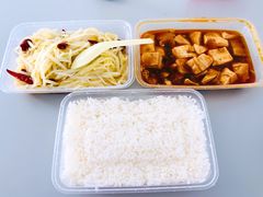 -荣华基·现炒快餐(肇嘉浜路店)