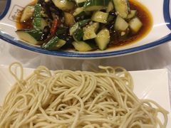 -霄汉牛三鲜湖北砂锅菜(万松园2店)