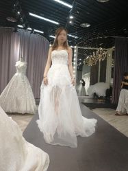 -Lady  Jane高端婚纱礼服馆