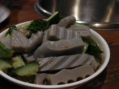 -洞庭洲·防空洞火锅·烧烤·铜锅涮肉(新百广场店)