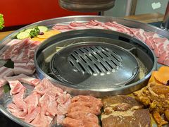 -哈哈碳都·牛肋条无限自助烤肉(宝龙店)