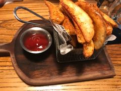 -I HOLIC艾豪丽披萨(KKone店)