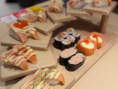 步步高升三文鱼寿司浪漫双人拼盘-万岁寿司(万国店)