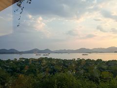 -湖畔居茶楼(湖滨店)