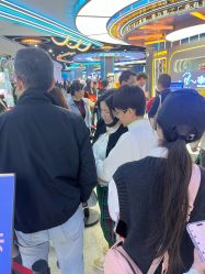 -探奇乐园蹦床公园(日月广场店)