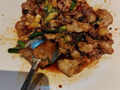 -有红鸡毛店·川菜(建设路店)