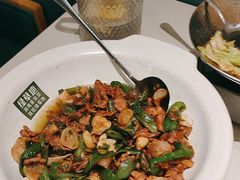-绿草地·湘菜(悦方ID mall店)