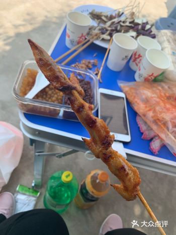 妈妈提起看中一款料理锅，emmmm，好气哦