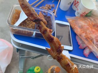 妈妈提起看中一款料理锅，emmmm，好气哦