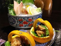 日本特色炸鸡配橙篮-羽山料理
