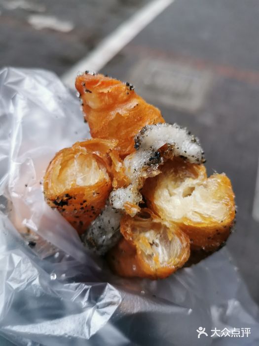 抚州弄口油条摊油子包麻子图片