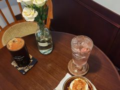 -Café Monson