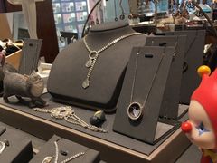 -十八字金·银饰·拼豆·开蚌DIY(魏公芳华里店)