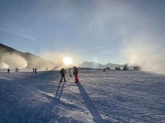 -丝绸之路山地度假区滑雪场
