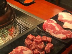 -肉甲韩国木炭烤肉(新壹街1店)
