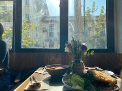 靠窗位-O'mills Sourdough Bakery&Bistro(永嘉路店)