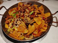 -蛙蛙叫·干锅年代(钻石广场店)