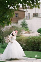 -Flora婚纱礼服定制租赁店