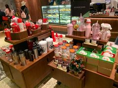 零售区-星巴克臻选(广州沙面店)