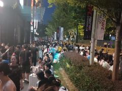 -全家便利店(漕溪北路七店)