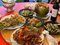 -大树下海鲜饭店