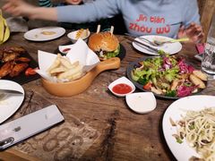 -HIGH FIVE哈福手工汉堡(桂林路店)