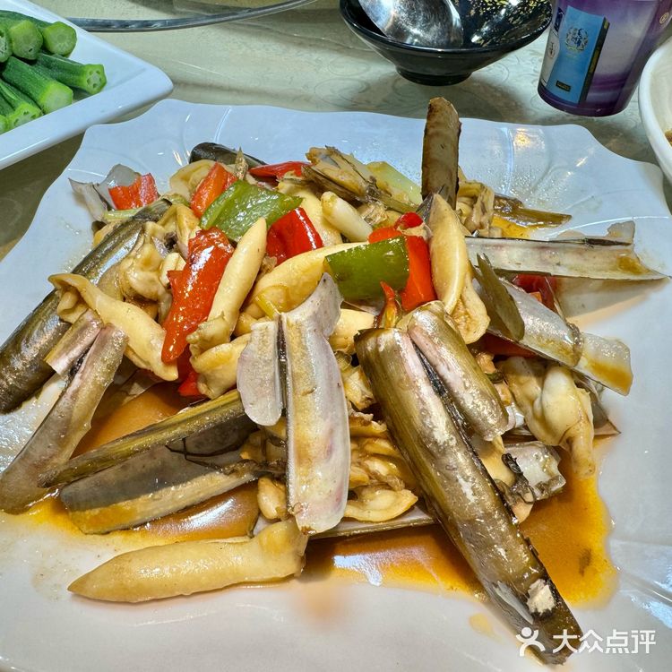 东方竟然藏着这家又便宜又好吃的宝藏店铺
