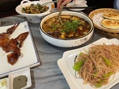 -蔼若春.传承三十年云南菜(金碧公园店)