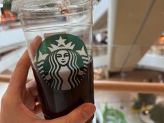 -星巴克(上海虹桥新天地二店)