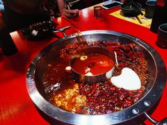 -谭鸭血老火锅(七宝万科广场店)