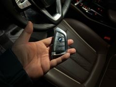 -神州租车(上海浦东机场服务点)