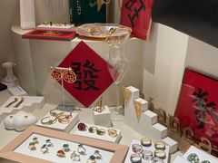 -LADY FAFA(巨鹿路陕西南路路口店)