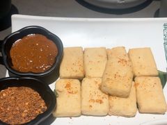 黄金爆浆豆腐-云海肴·汽锅鸡·云南菜(高德置地店)