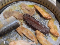 -钱小主·自助回旋烤肉火锅餐厅(东方新天地店)