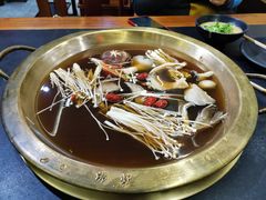 -沸炉重庆老火锅(军事博物馆店)